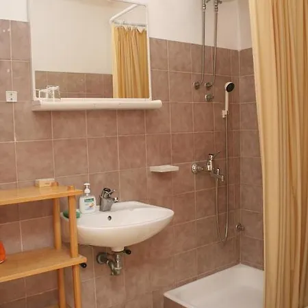 Trstenik 4566a Daire Trstenik (Dubrovnik-Neretva)