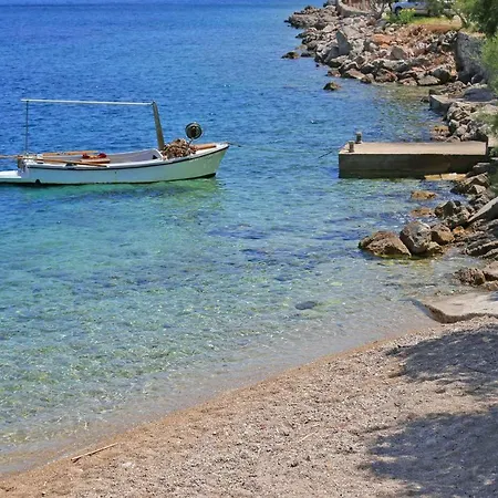 Trstenik 4566a * Trstenik (Dubrovnik-Neretva)