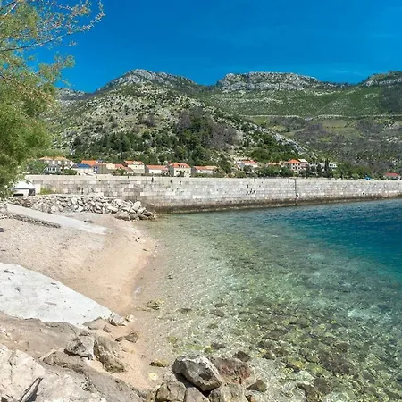 Trstenik 4566a Daire